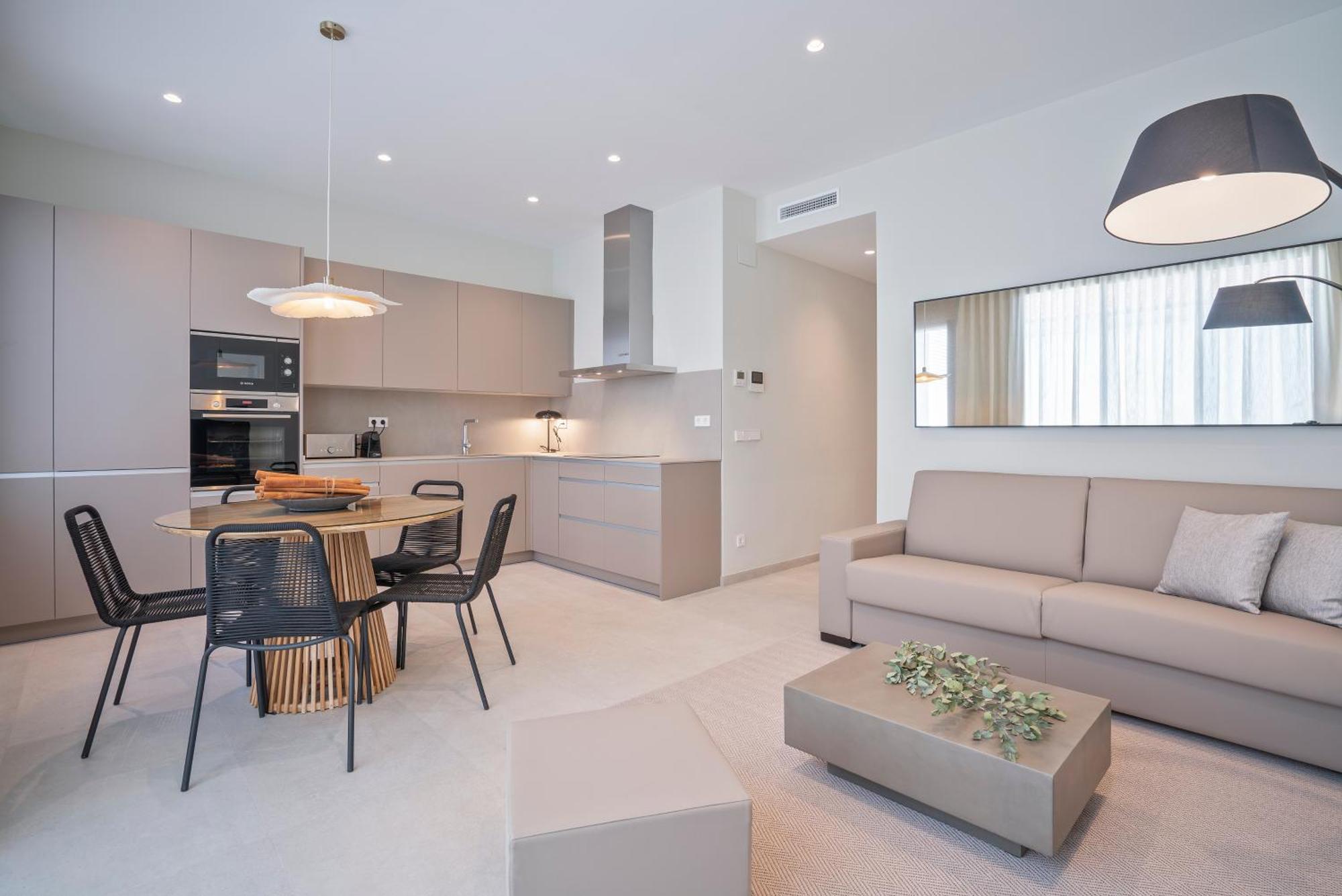 Sitges Spaces Garden Condo-2 Bedrooms, 2 Bathrooms, Garden Terrace, Near Center, Sleeps Up To 6- Monthly Rentals Only Exterior foto