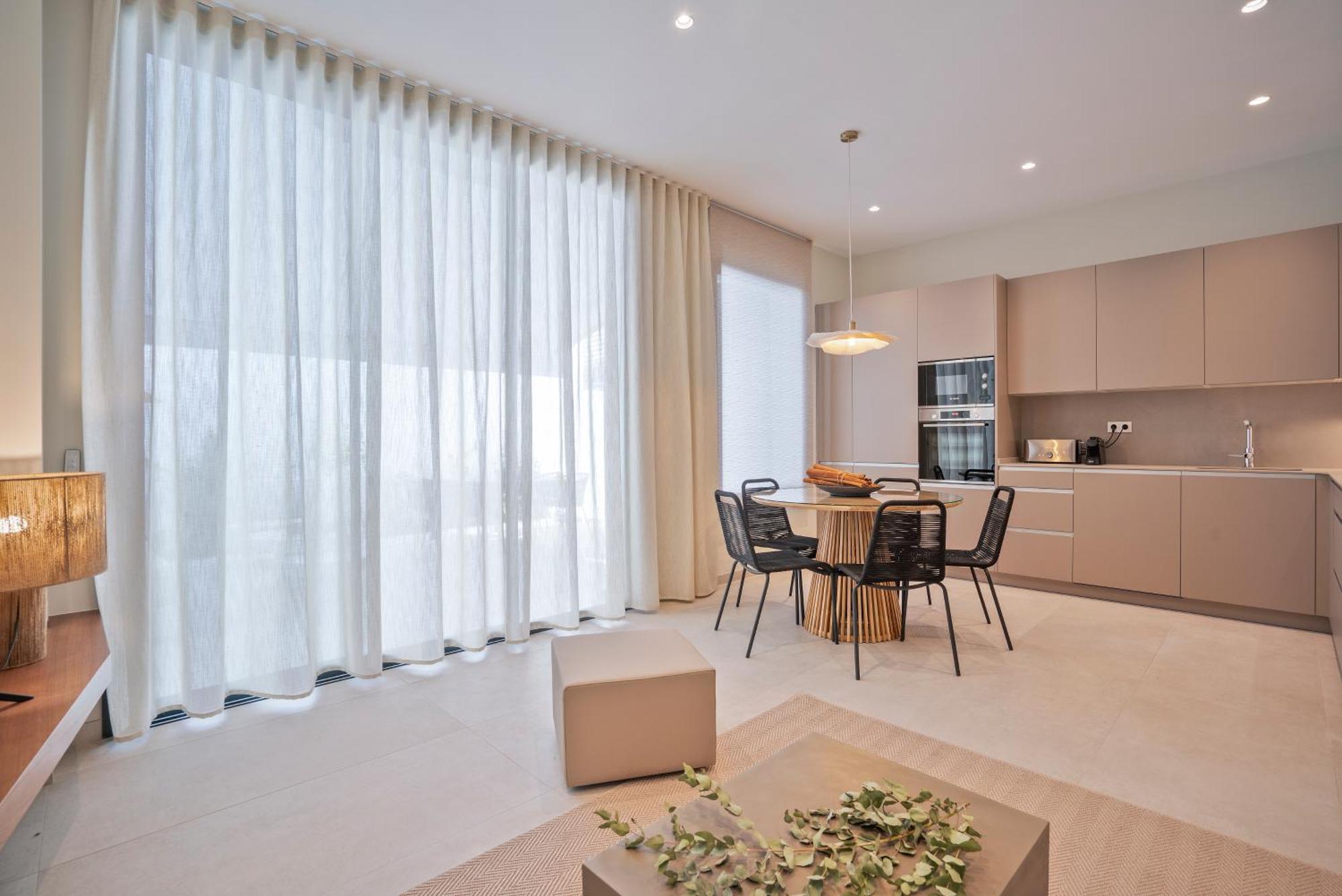 Sitges Spaces Garden Condo-2 Bedrooms, 2 Bathrooms, Garden Terrace, Near Center, Sleeps Up To 6- Monthly Rentals Only Exterior foto